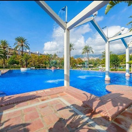 El Estudio De La Playa Benalbeach Holidays Paradise 베날마데나코스타 외부 사진
