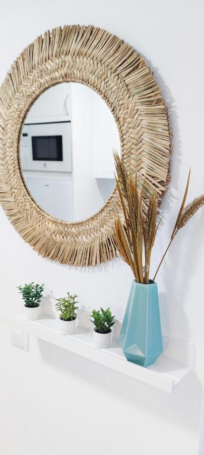 El Estudio De La Playa Benalbeach Holidays Paradise 베날마데나코스타 외부 사진