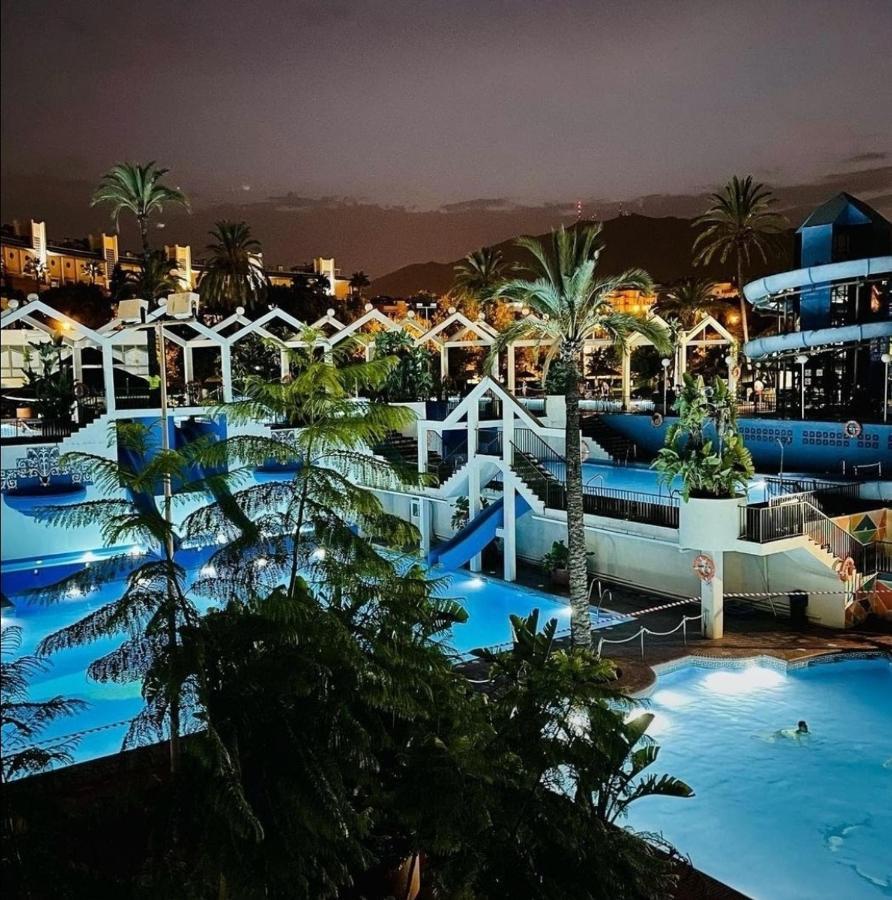 El Estudio De La Playa Benalbeach Holidays Paradise 베날마데나코스타 외부 사진