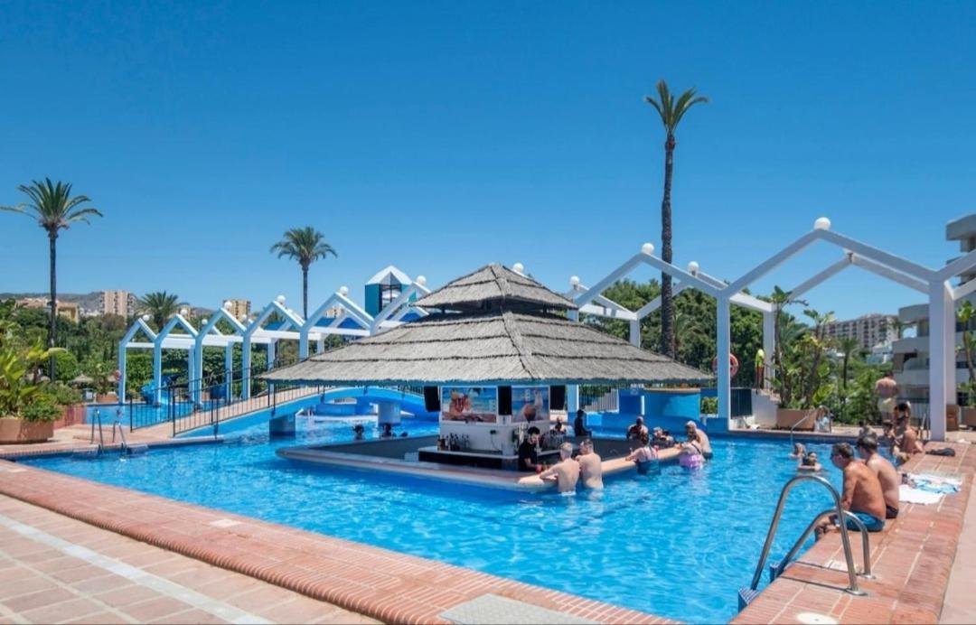 El Estudio De La Playa Benalbeach Holidays Paradise 베날마데나코스타 외부 사진