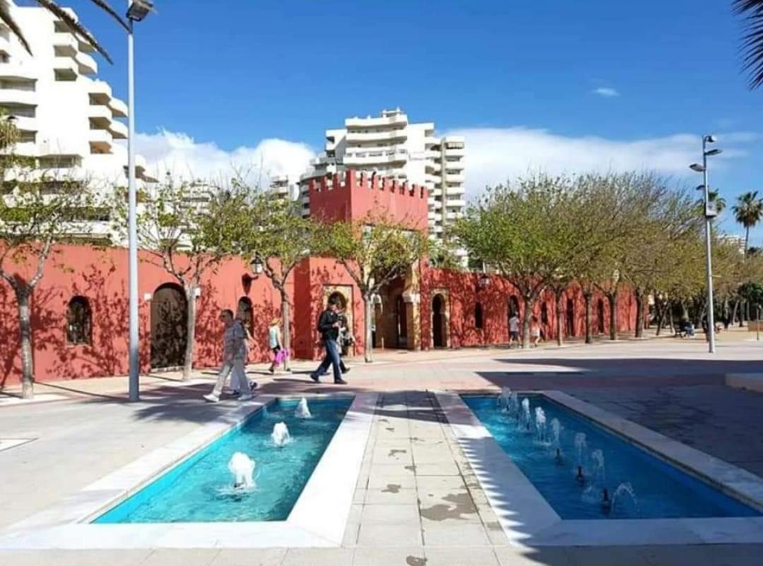 El Estudio De La Playa Benalbeach Holidays Paradise 베날마데나코스타 외부 사진