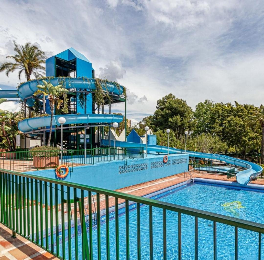 El Estudio De La Playa Benalbeach Holidays Paradise 베날마데나코스타 외부 사진